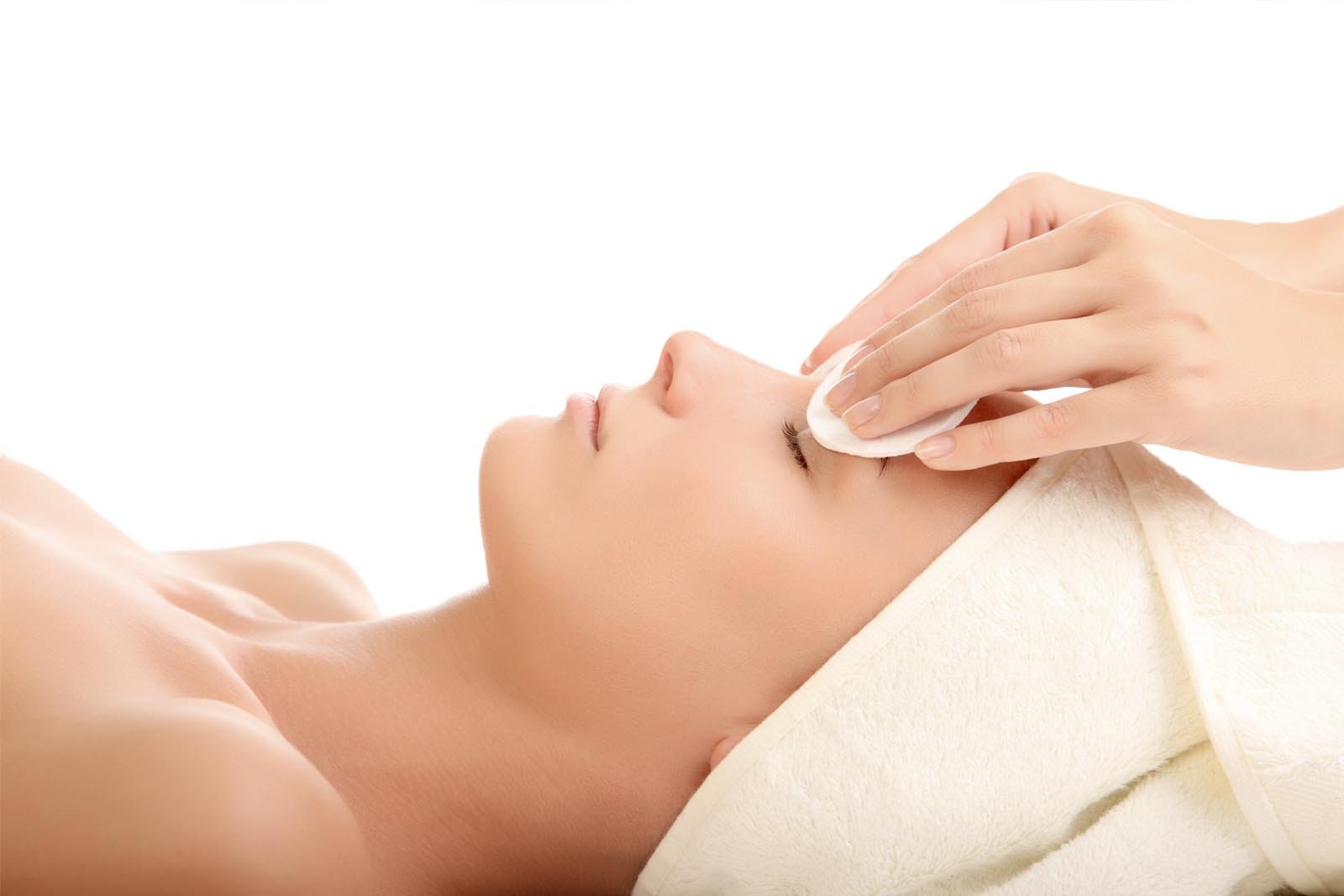 Vitamin K for cosmetic laser recovery and bruising